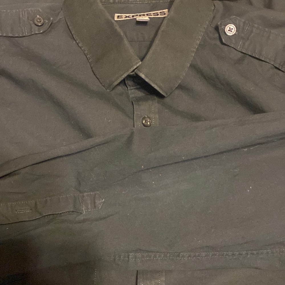 Fitted Express Button Up